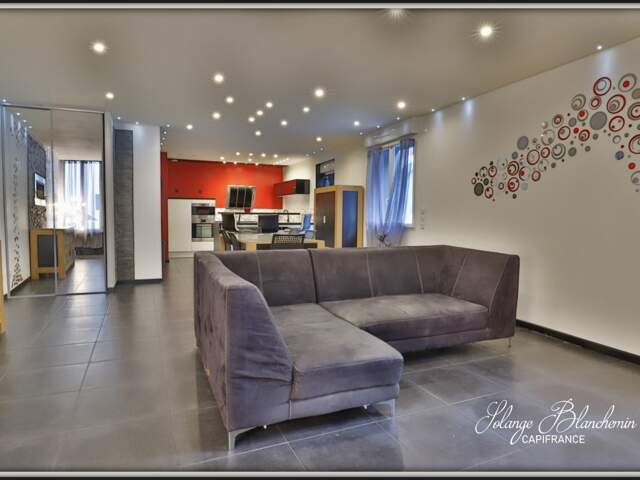 175 m² rénovés – 6 chambres – séjour 62 m² – garage 83 m² : une vraie maison familiale au cœur de Nissan-lez-Enserune — photo du bien