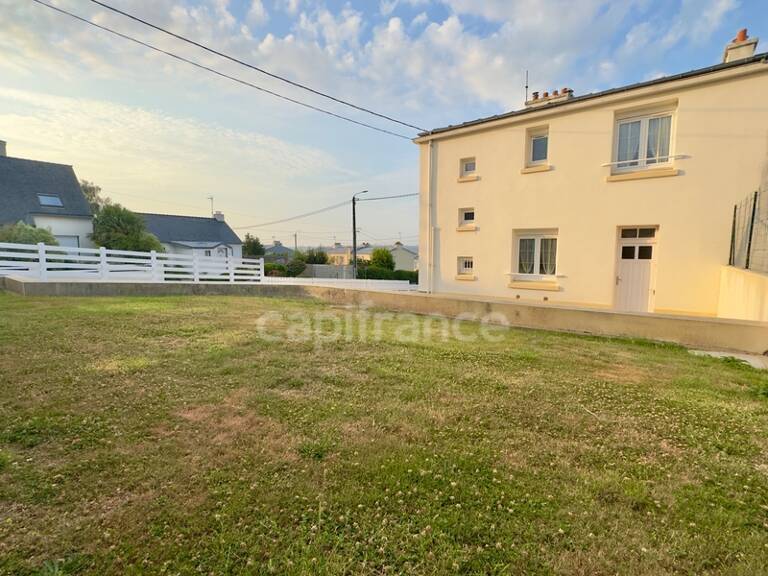 MAISON DE VILLE, QUARTIER CALME, PROXIMITÉ BOURG, STATIONNEMENTS, RÉNOVATION — photo 1
