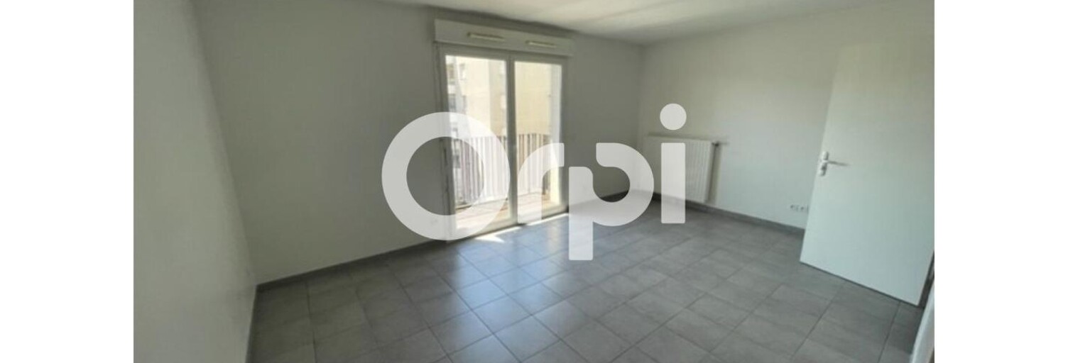 Appartement 1 Pièce 28 m² à vendre à Bron (69500)