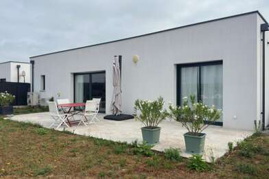 Maison 4 pièces 1300 €