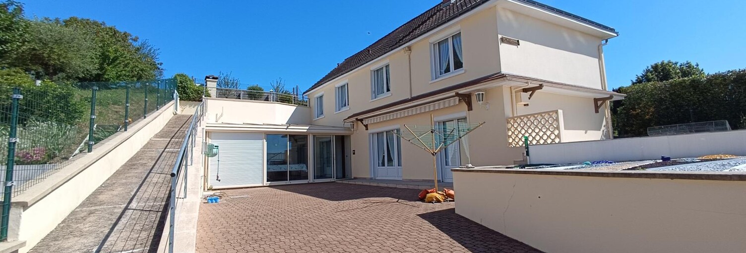 Maison 5 Pièces 164 m² à vendre à La Roche-Clermault (37500)