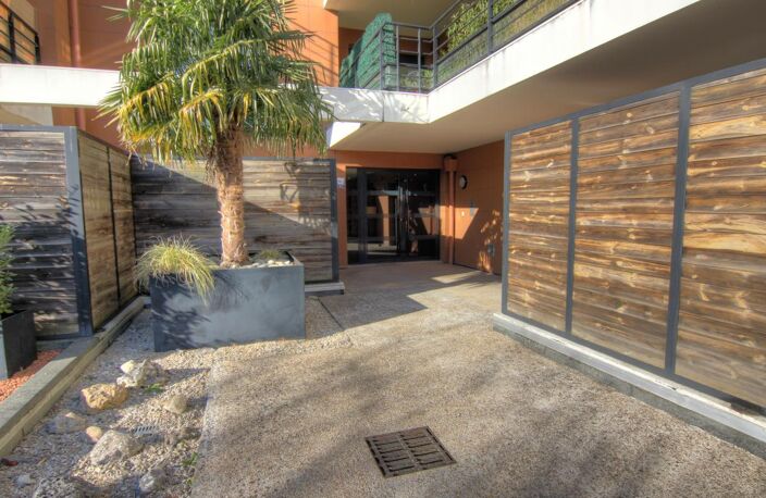 Appartement À Vendre — photo 3