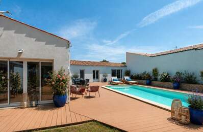 Nieul sur Mer - Maison plain-pied 153 m² - 5 chambres - garage - piscine — photo du bien