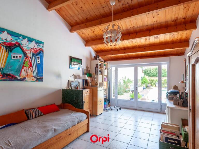 Nieul sur Mer - Maison plain-pied 153 m² - 5 chambres - garage - piscine — photo 1