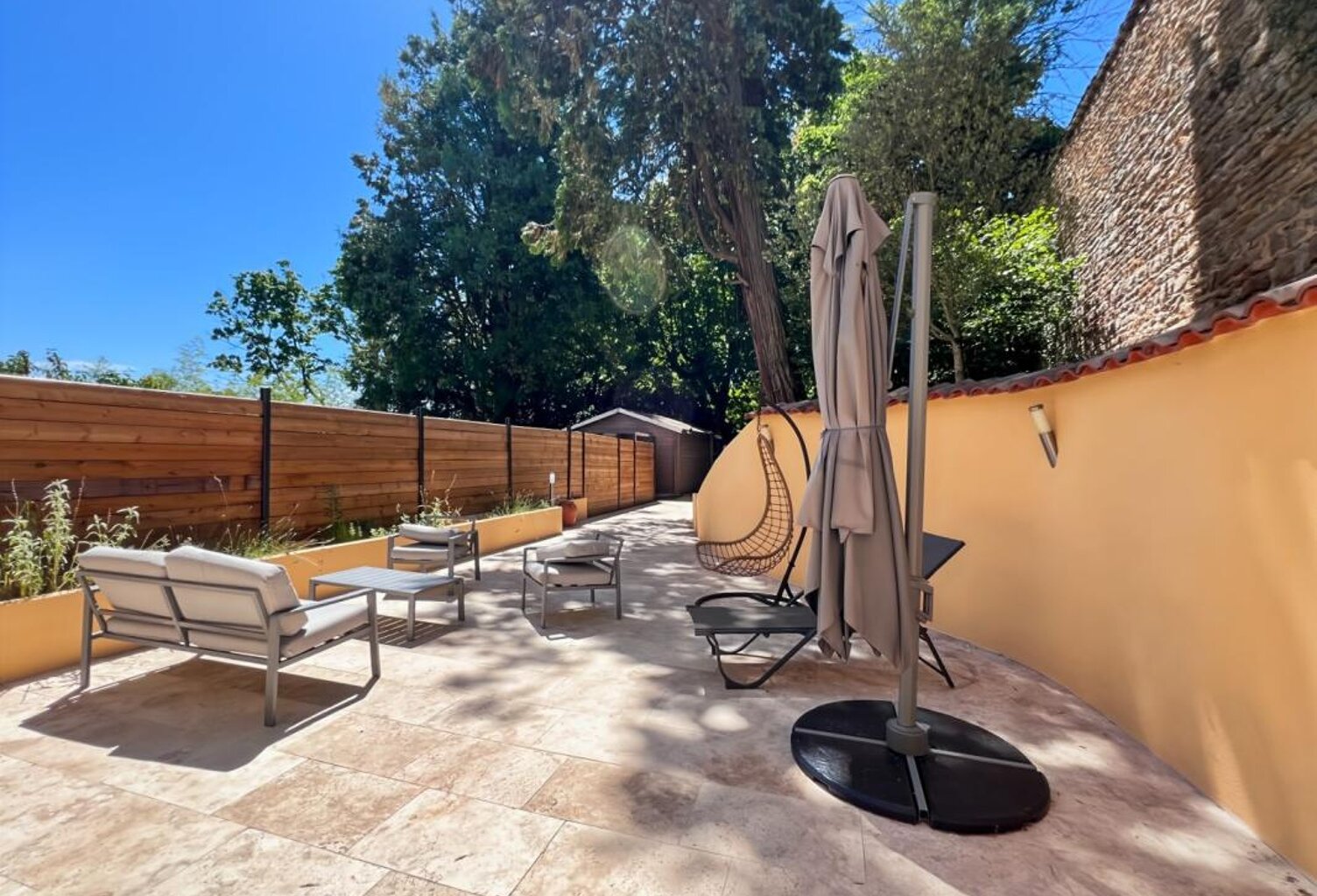 Comme une maison, duplex de caractère de 126m², avec jardin privatif de près de 500 m² — photo 1