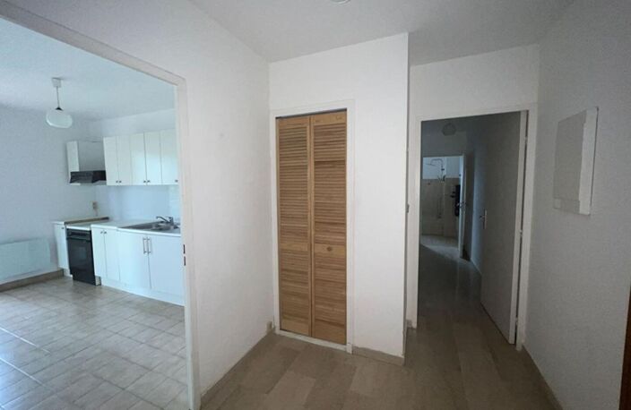 Appartement Nimes 3 pièce(s) 73.25 m2 — photo 3