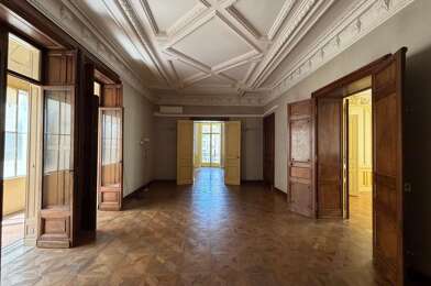 Appartement 5 pièces 2300 €