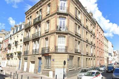 Appartement 3 pièces 700 €