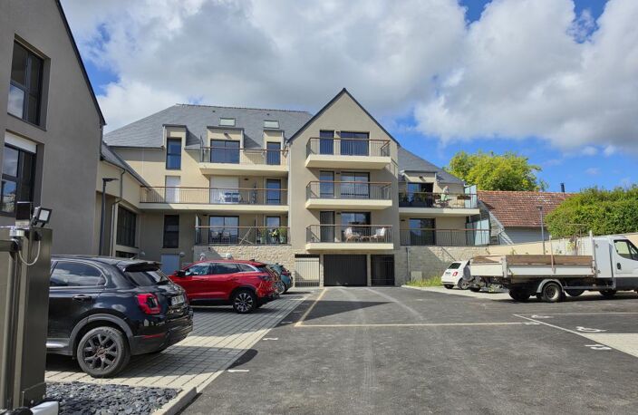 Appartement NEUF avec terrasse, port et restaurants à pied — photo 2