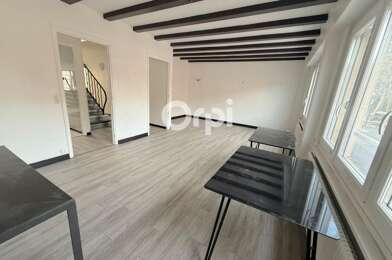 Immeuble  302890 €