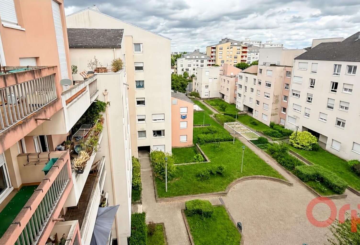 Charmant studio de 28m² avec vue imprenable au cœur de Sannois — photo 1
