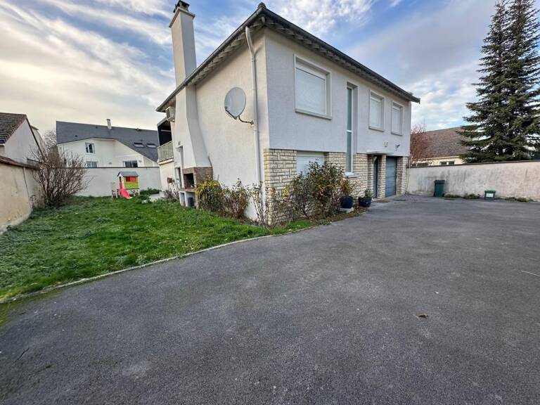 Appartement À Louer — photo 1