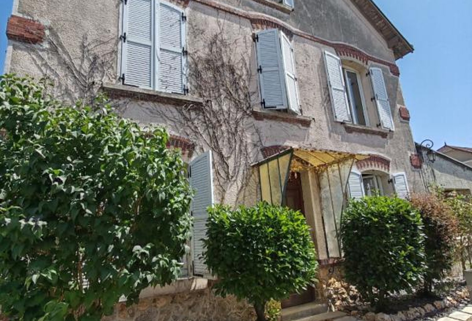 DREUX 28100  Maison de ville - 2 étages - 3 chambres - Terrain - 149000  HAI — photo 1