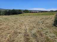 Terrain constructible de 5 201 m² avec vue dégagée , Projet de division en 4 lots — photo 2