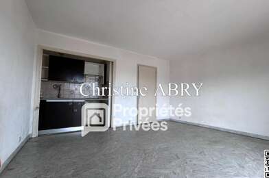 Appartement 1 pièces 140000 €