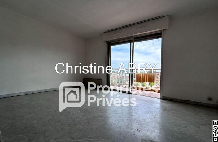 STUDIO 28M2 CENTRE VILLE MANDELIEU TERRASSE — photo 4