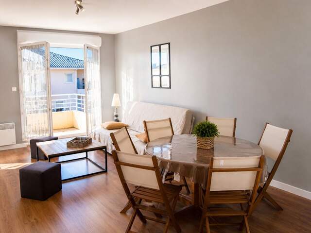 Appartement T2 au coeur d'Arès — photo du bien