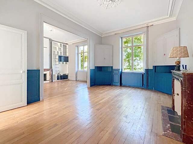 Maison de ville Le Mans 9 pièce(s) 300m² avec jardin Hôtel particulier 19e — photo du bien