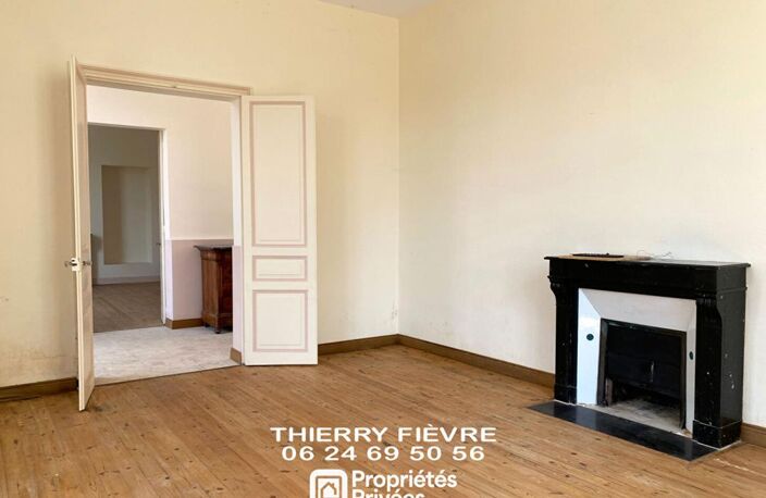 A  VENDRE 86120 LES TROIS MOUTIERS Maison bourgeoise de 299 m2 avec jardin et dépendance — photo 2