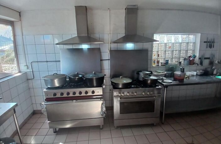 Ensemble immobilier de 269 m² sur 800 m² de terrain à Dos d'Âne 97429; — photo 5