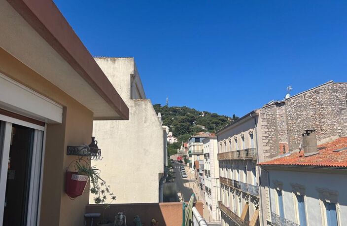 Sete   Appartement en dernier étage avec ascenseur 67 m2 — photo 2
