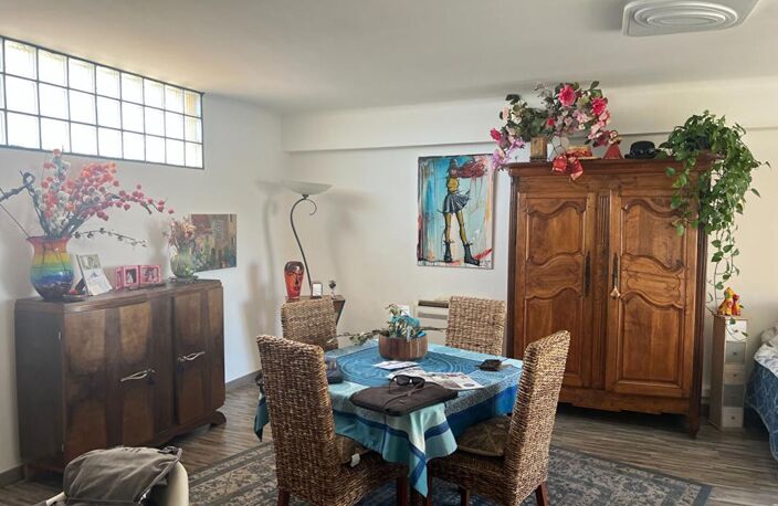 Sete   Appartement en dernier étage avec ascenseur 67 m2 — photo 4