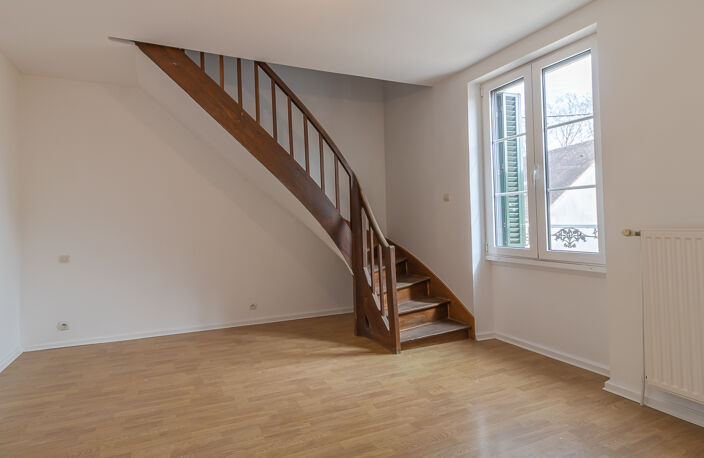 Maison La Vernelle 6 pièce(s) 159 m2 — photo 2