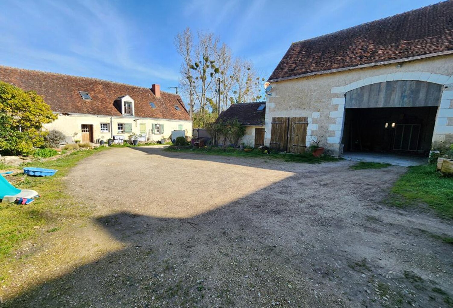 Maison Loches 9 pièce(s) 298 m2 — photo 1