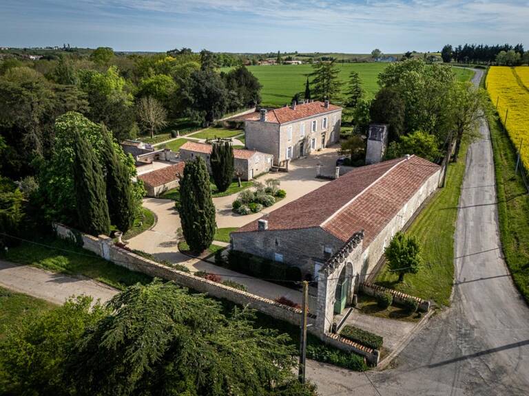 Elégante propriété,  parc et dépendances sur 3 ha — photo 1