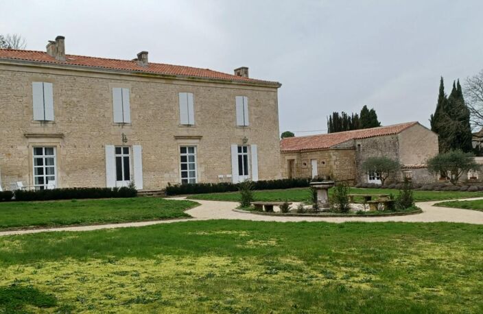 Elégante propriété,  parc et dépendances sur 3 ha — photo 3