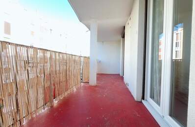 Magnifique appartement spacieux T5 de 83 m² au second étage sans ascenseur avec balcon et cave — photo du bien