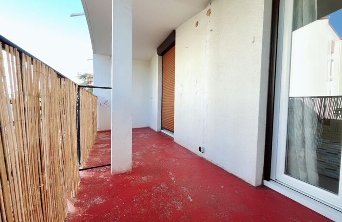 Magnifique appartement spacieux T5 de 83 m² au second étage sans ascenseur avec balcon et cave — photo 2