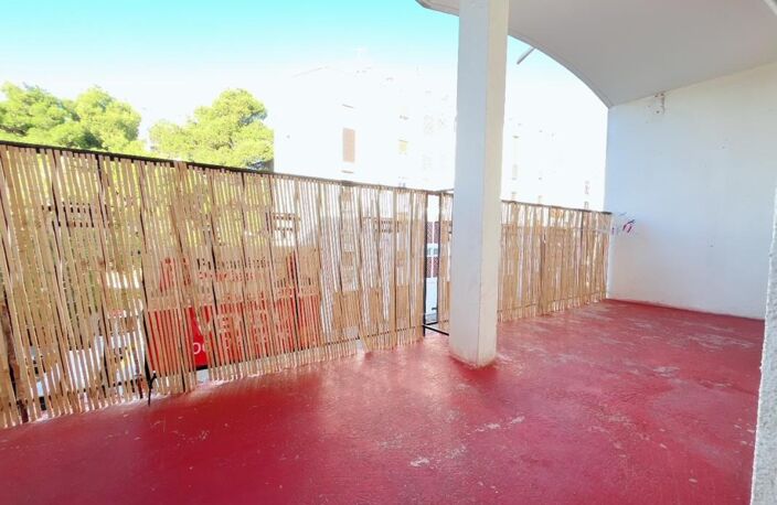 Magnifique appartement spacieux T5 de 83 m² au second étage sans ascenseur avec balcon et cave — photo 3
