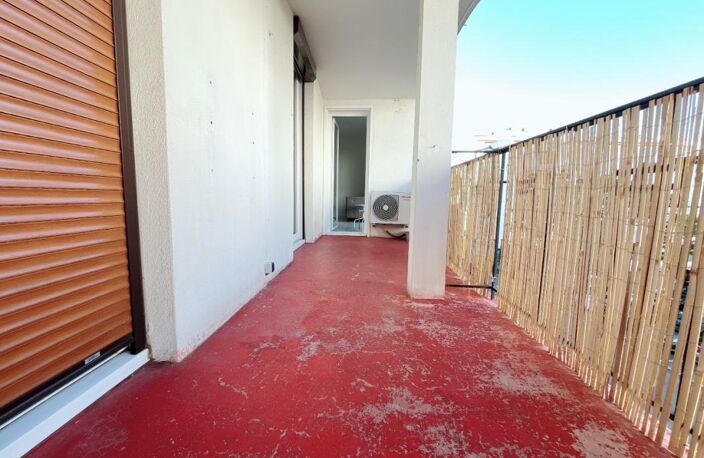 Magnifique appartement spacieux T5 de 83 m² au second étage sans ascenseur avec balcon et cave — photo 4