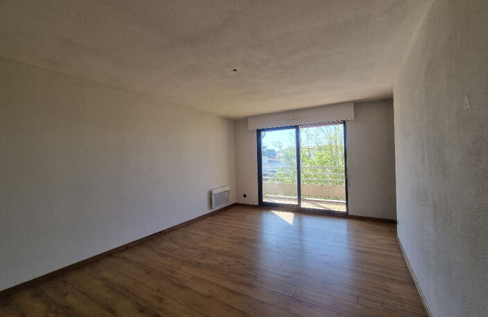 Appartement Blagnac 2 pièce(s) 48 m2   DERNIER NIVEAU — photo 2
