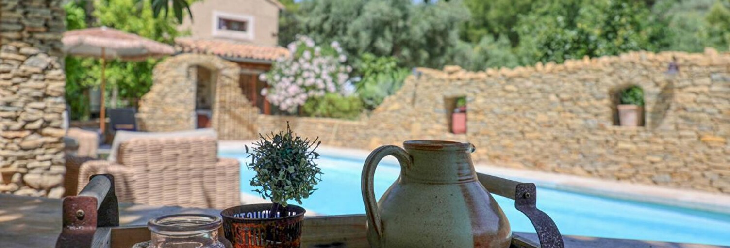 Maison 7 Pièces 130 m² à vendre à Le Castellet (83330)