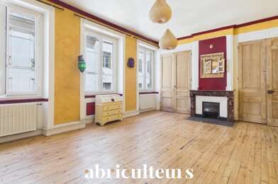 Appartement 5 pièces 245000 €