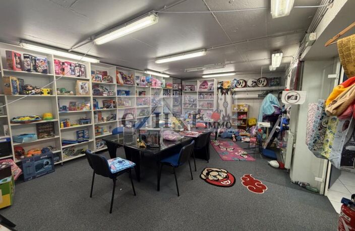 LOCAL COMMERCIAL 404 M² A VENDRE SAINT MAUR DES FOSSES — photo 5