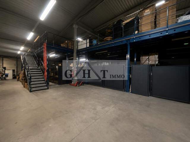 ENTREPOT BUREAUX 1292M2 A NOISY-LE-GRAND A LA VENTE — photo du bien