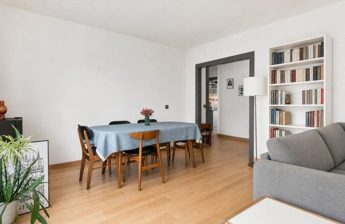 Arcueil – Superbe 3 pièces traversant de 62 m² – Balcon, parking, cave – RER B Laplace et métro ligne 4 Barbara — photo 2