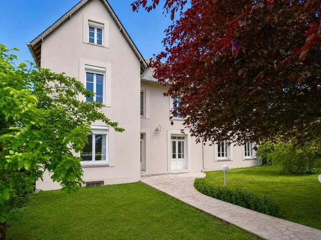 Maison de 8 pièces louée à Foucarmont — photo du bien