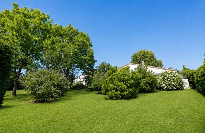 Maison de 8 pièces de 257 m² à Teillet — photo 2