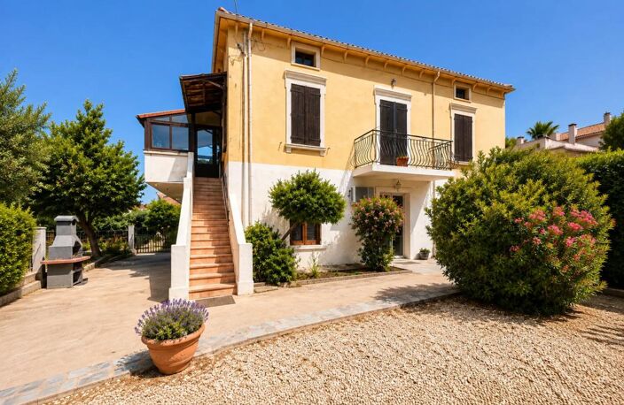 Maison de 8 pièces de 208 m² à L'Île-Rousse — photo 3
