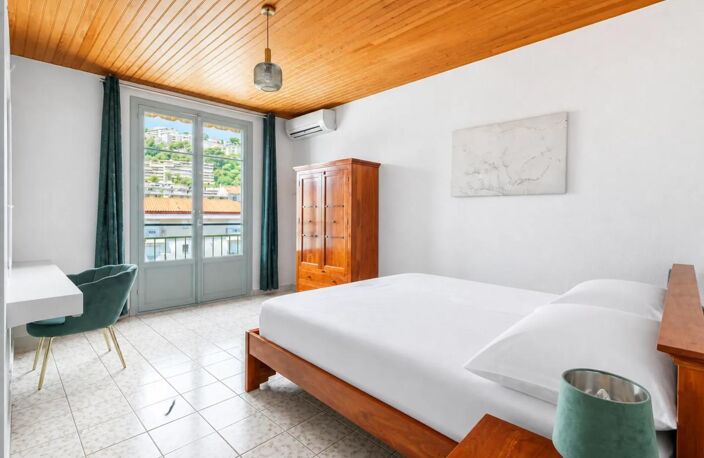 Maison de 7 pièces de 163 m² située à Nice — photo 4