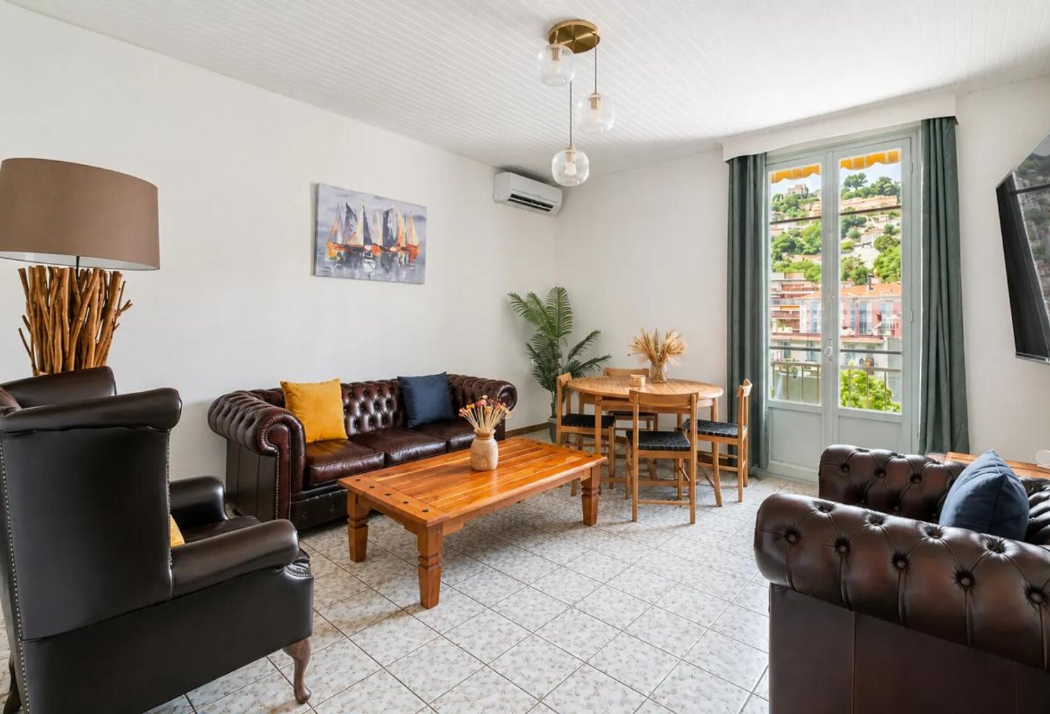 Maison de 7 pièces de 163 m² située à Nice — photo 1
