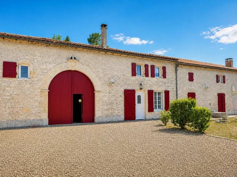 Maison de 6 pièces de 203 m² à Romazières — photo 1
