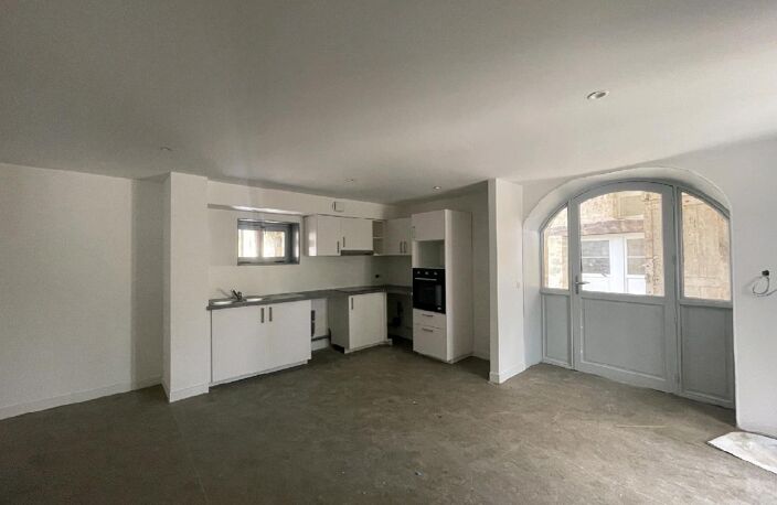 Location appartement 4 pièces 87 m² à Vallangoujard (95810) — photo 2