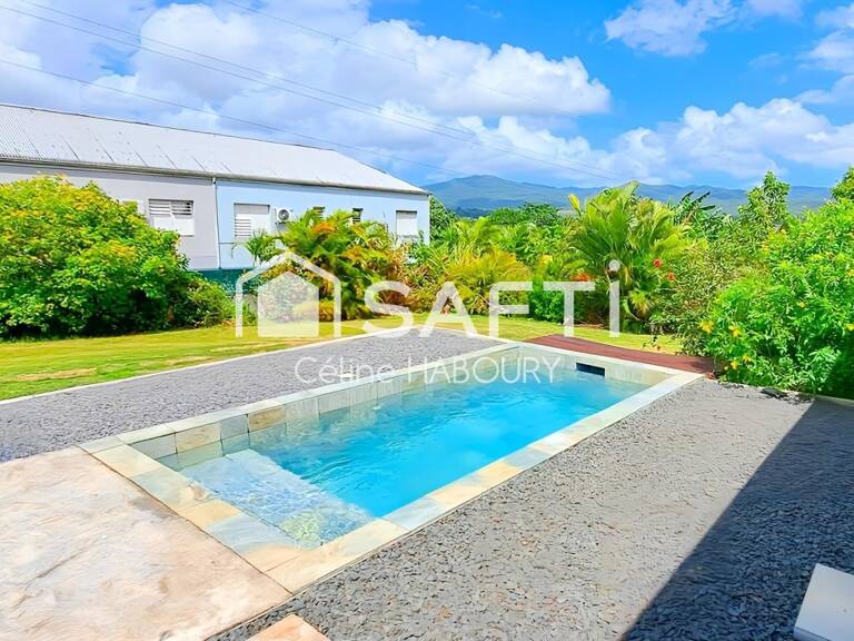 MAGNIFIQUE VILLA TRADITIONELLE AVEC PISCINE  AU LAMENTIN — photo 1