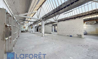 Local industriel  620 m² à louer à Breteuil (27160)
