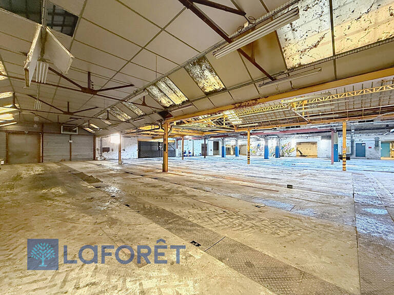 Entrepôt / local industriel Breteuil 2000 m2 — photo 1
